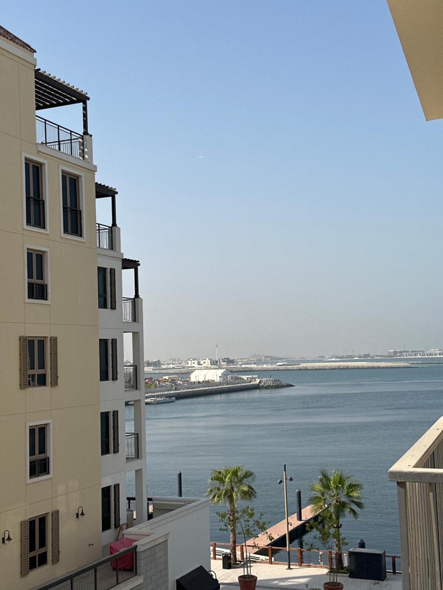 Holiday Home La Mer Dubai Exteriör bild